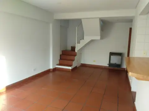 Departamento en Venta en San Isidro Vias / Rolon, USD 158.000