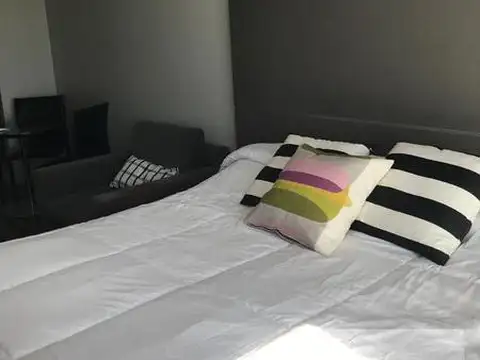 Alquiler Monoambiente Temporario y amoblado en Recoleta, CABA