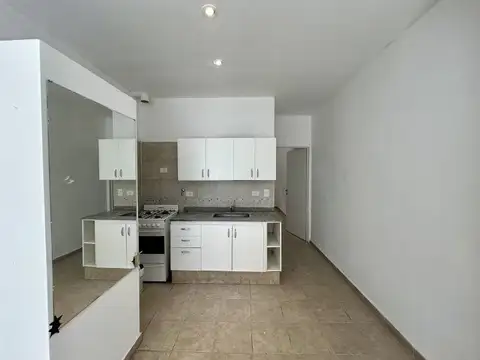 Depto Tipo Casa en Alquiler en Boedo, $ 750.000