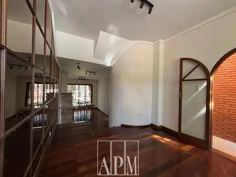Casa en Alquiler de 3 dormitorios
