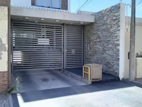 VENTA COCHERA GUEMES 1277