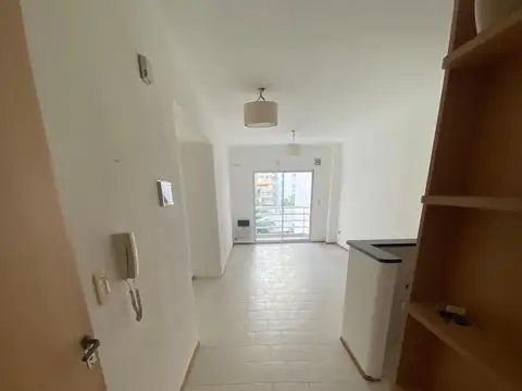 Jose A Cabrera 3400, Piso 3