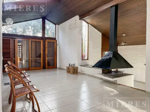 Casa en Alquiler de 3 dormitorios