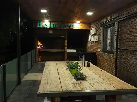 Casa 6 ambientes con 1 baño