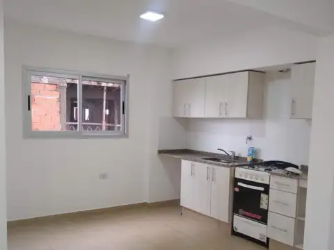 Departamento 3 ambientes con 1 baño