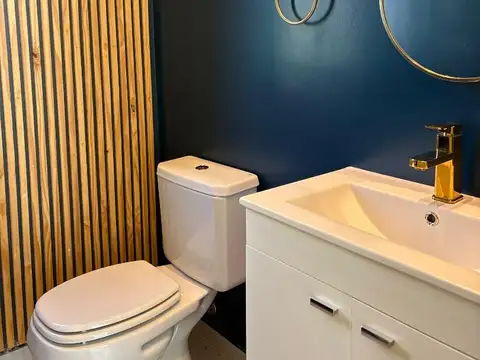 Casa 5 ambientes con 3 baños