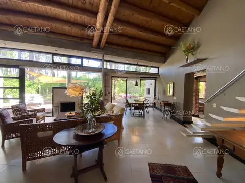 Casa en Venta de 4 dormitorios