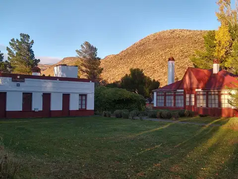 Venta - Estancia de 18.200 hectáreas con costas de lago Santa Cruz