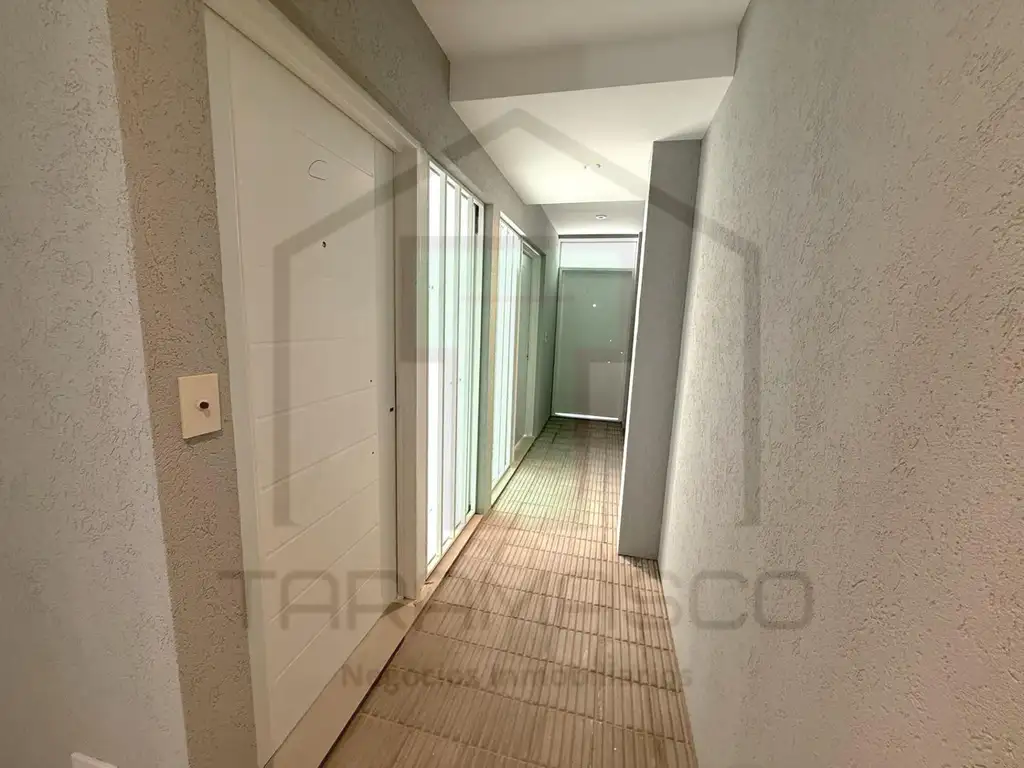 COMPLEJO EMILIO LAMARCA 1400