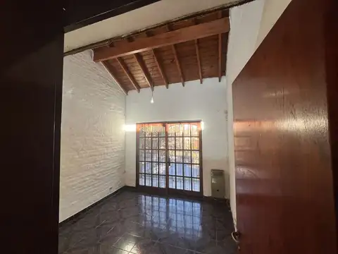 Depto Tipo Casa 3 ambientes con 1 baño