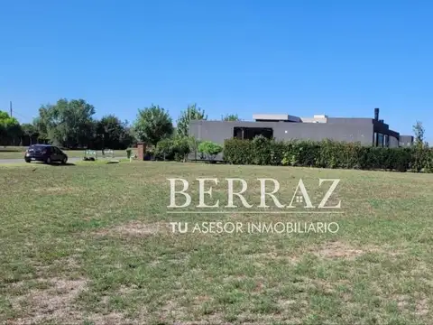 Lote venta de 917 m2 en Altos de Campo Grande Pilar