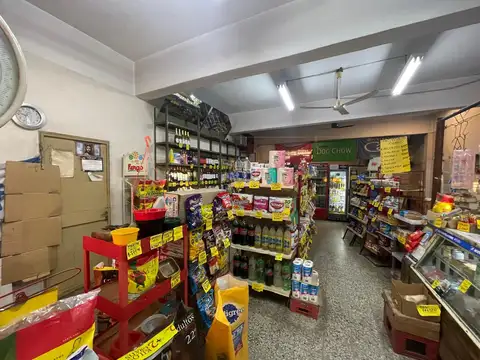 Local en Alquiler en Villa Ballester, $ 550.000