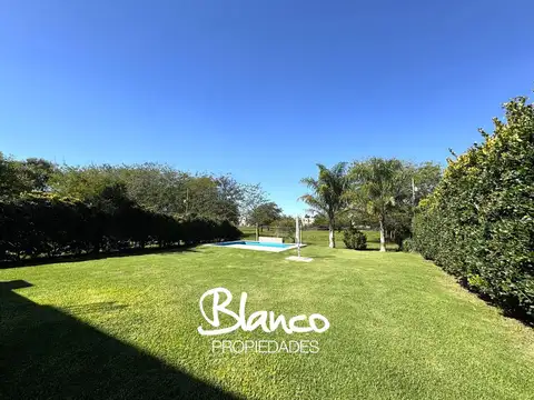 Casa 4 ambientes con 4 baños
