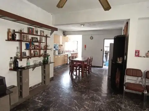 Depto Tipo Casa en Venta de 4 ambientes