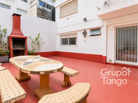 Venta PH Dos Ambientes Villa Crespo Patio Parrilla Cochera Apto Crédito