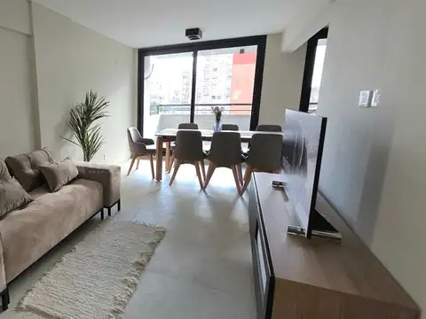 Venta 2 dormitorios y cochera - Dorrego 300