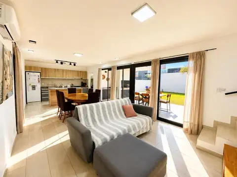 Casa en Venta en Córdoba, USD 240.000