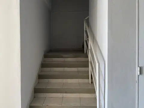 Alquiler | Monoambiente a 100 m. de la UNNE (semi equipado).