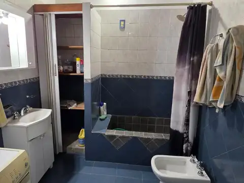 Depto Tipo Casa en Alquiler con 1 cocheras