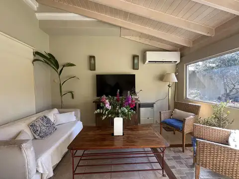 Casa en Alquiler al Este