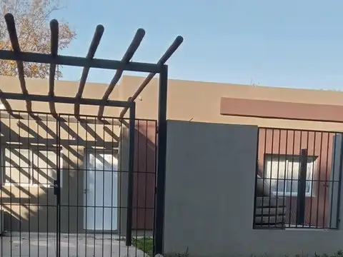 Casa 2 dormitorios nueva con buena financiación