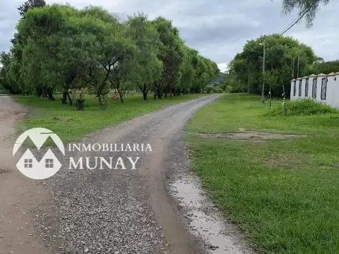 Casa en Alquiler con 1 cochera