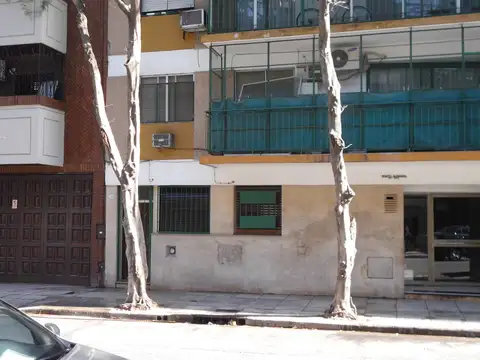 Departamento en alquiler en Balvanera en PB con entrada independiente