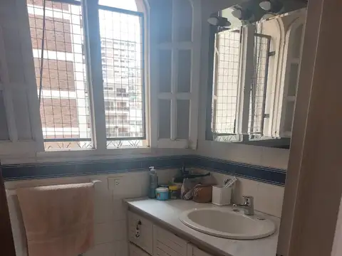Departamento 4 ambientes con 3 baños