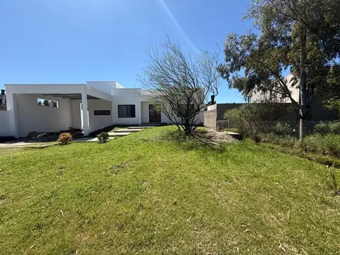Casa en Venta en La Pista, USD 189.000