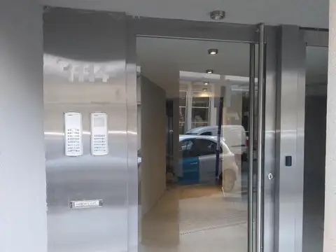 Paraguay 1100, Piso 06