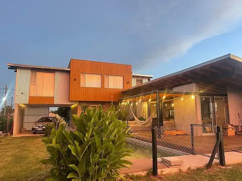 Casa Venta 5 Ambientes La Candelaria Escalada Zarate