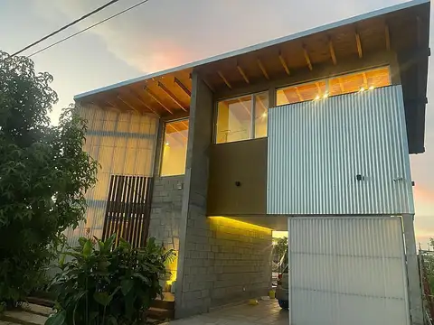 Casa Venta 5 Ambientes La Candelaria Escalada Zarate