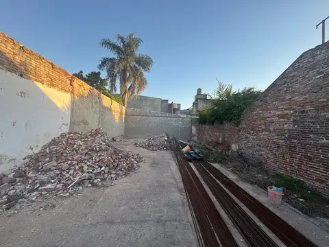 Terreno en Venta 8  mts Frente