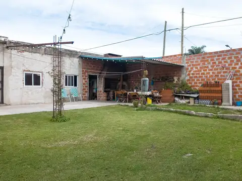VENTA CASA 3 AMB FLORENCIO VARELA. VILLA VATTEONE