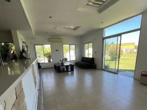 Casa en Venta 1 año