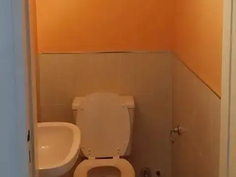 Depto Tipo Casa en Venta en Villa Sarmiento, USD 130.000