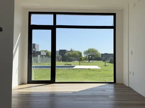 Casa en venta-Barrio San Sebastián Área 11-Intero-Pileta-Loma Verde-Escobar