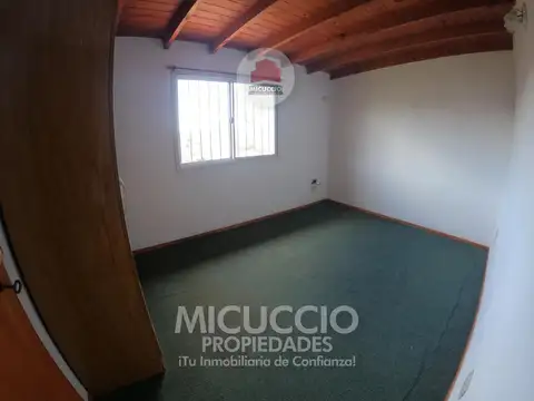 Departamento 9 ambientes con 3 baños