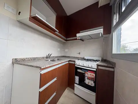 Depto Tipo Casa 3 ambientes con 2 baños