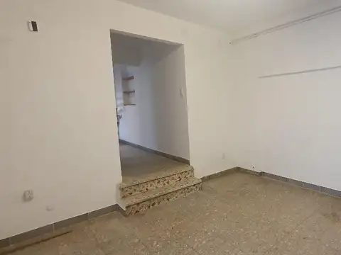 Depto Tipo Casa en Alquiler de 3 ambientes