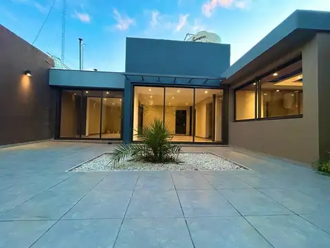 Ricardo Gutiérrez 300