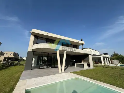 Casa  en Venta en La Calesa, Pilara, Pilar