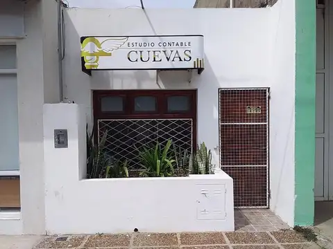 EXCELENTE UBICACION EN PLENO CENTRO DE VALLE MARIA