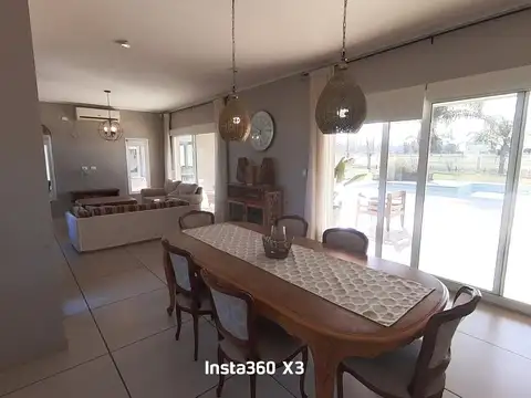 Casa en Alquiler de 4 dormitorios