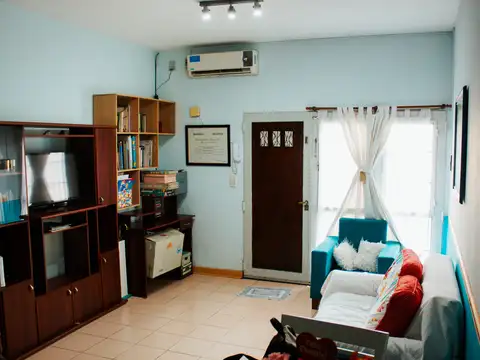 Depto Tipo Casa en Venta en Caseros, USD 65.000