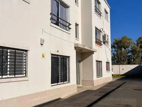 DEPARTAMENTO MONOAMBIENTE EN VENTA, PILAR CENTRO