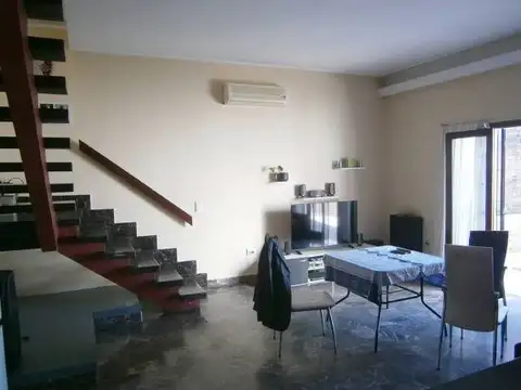 Casa en Venta en Sarandi, USD 190.000