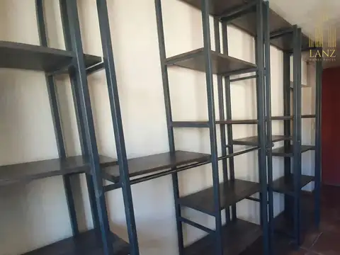 Casa con monoambiente y galpón en venta - Mi Granja