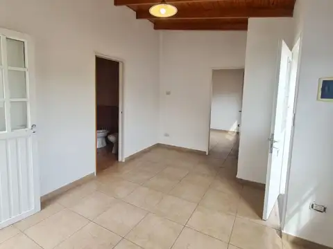 Depto Tipo Casa en Alquiler en Tapiales, $ 450.000