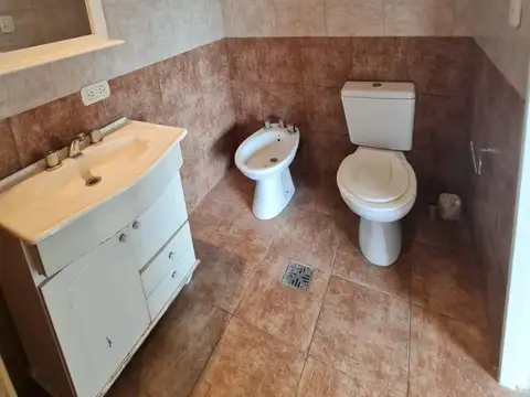 Depto Tipo Casa 2 ambientes con 1 baño